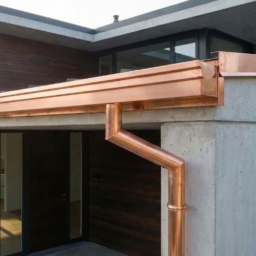 Grondaie vintage, lo stile impatta sui prezzi ma non necessariamente sulla funzionalità.